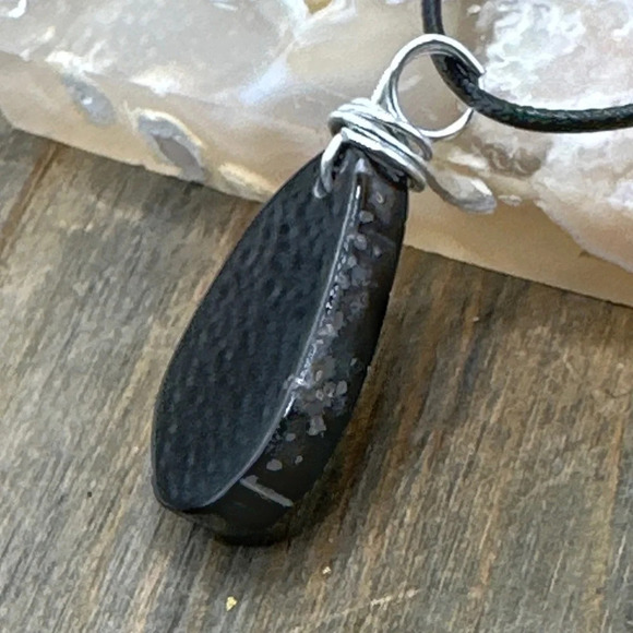 Laguna/ crazy lace agate silver medallion pendant happiness and courage - Picture 3 of 8